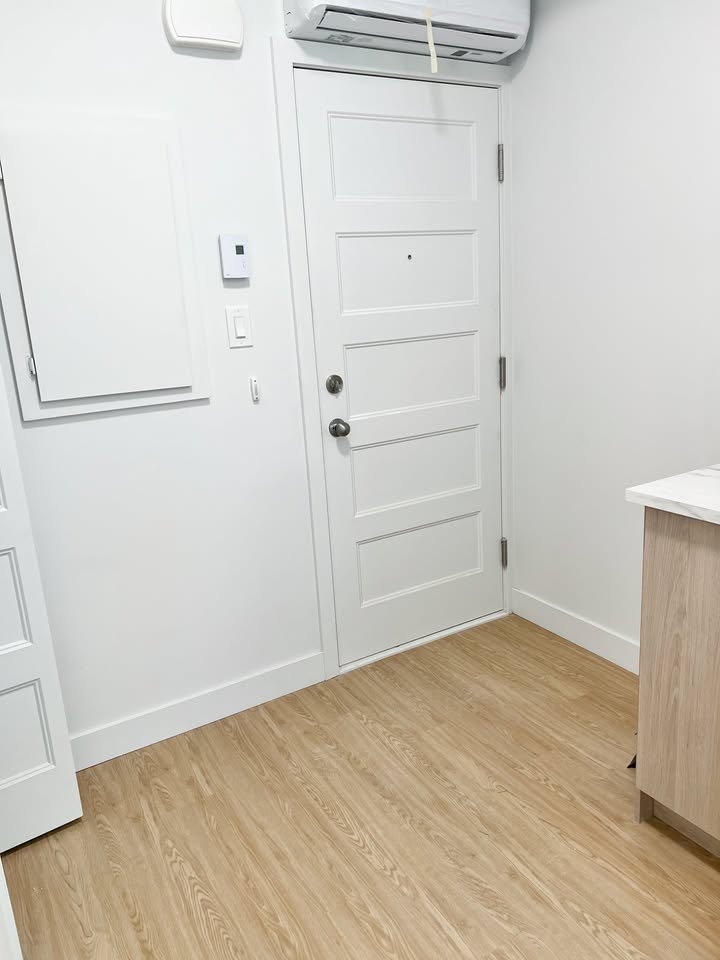 3769 Sainte Catherine image 2